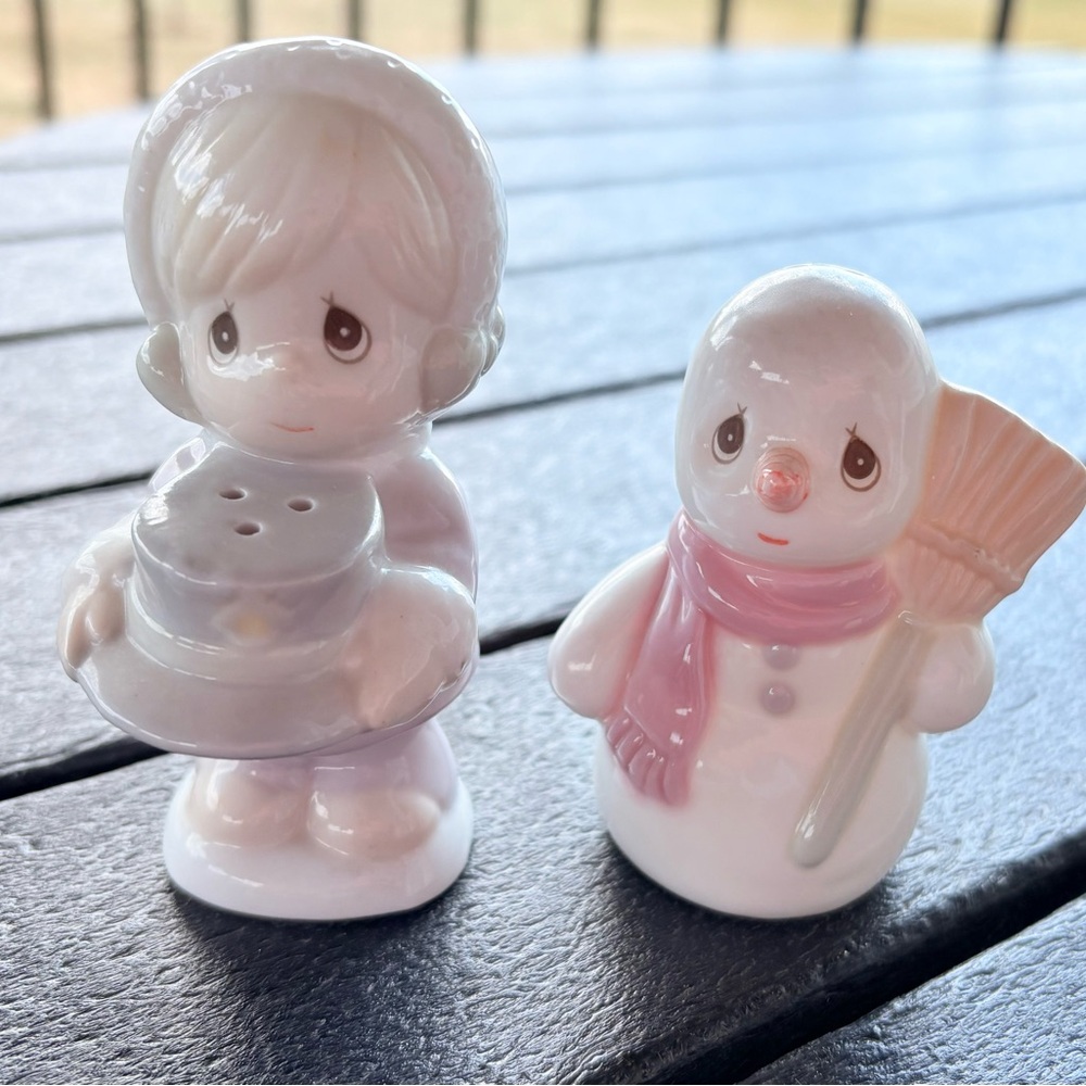 Vintage Precious Moments Snowman & Child Salt & Pepper Shakers 1994 Christmas